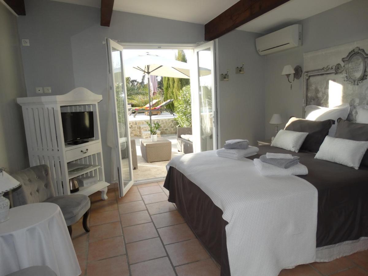 Aigues Marines Bed & Breakfast Exterior photo