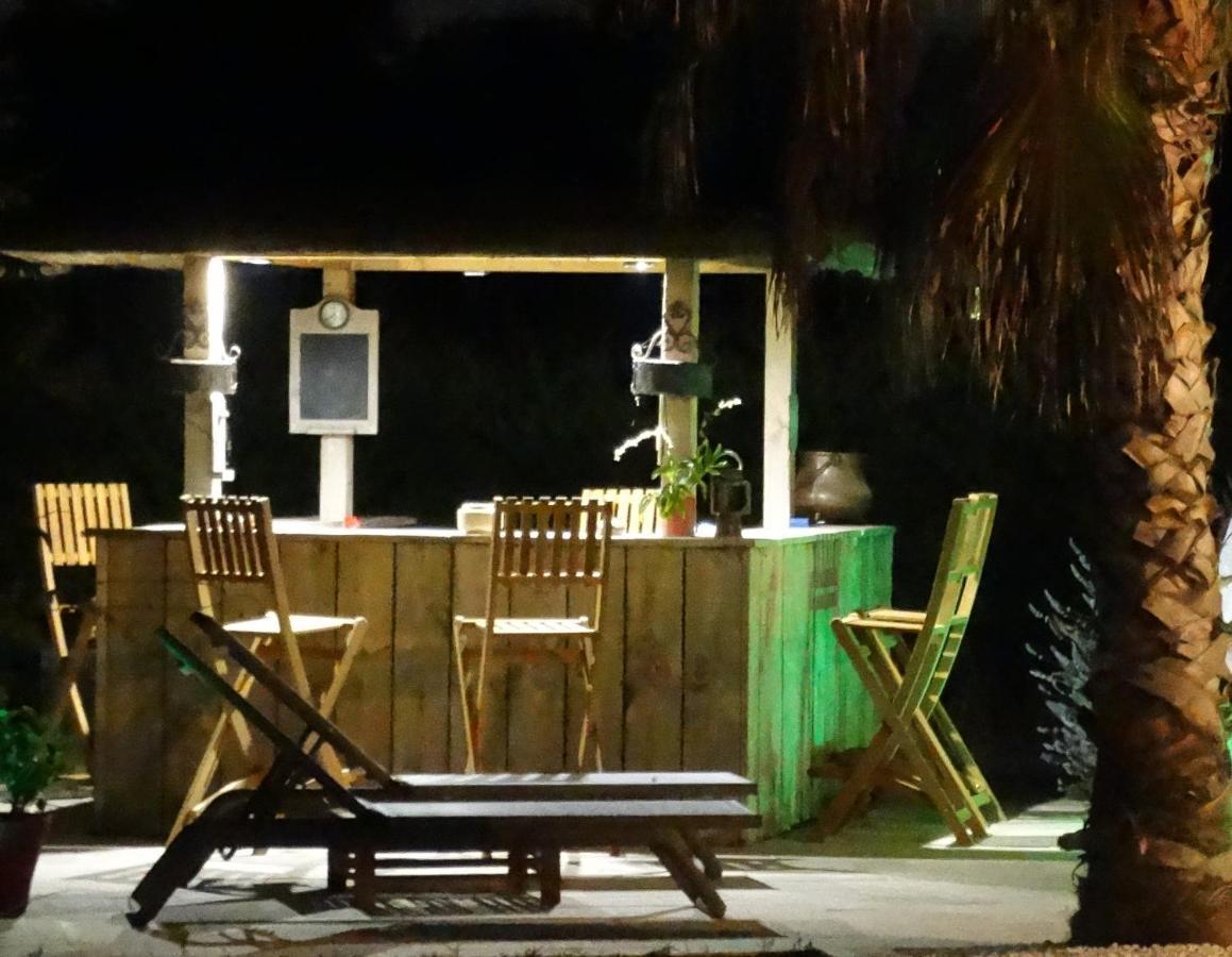 Aigues Marines Bed & Breakfast Exterior photo